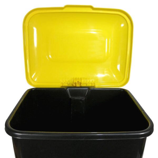 3154_cubo_basura_pedal_plastico_amarillo_general_2.jpg Cubo de Basura con Pedal | Capacidad de 80 litros | Cubo Reciclaje | Cubo de Basura Orgánico Cocina | 1 unidad Piezas Extraíbles | Limpieza Fácil | con ruedas |