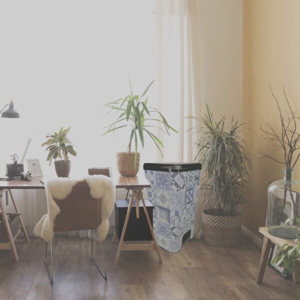 COM-FORT HOUSE | Cubo de Basura con Pedal | Capacidad de 37 litros | Cubo Reciclaje | Color Negro Metalizado | Cubo de Basura Orgánico Cocina | 1 unidad | Piezas Extraíbles | Limpieza Fácil |
